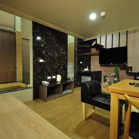 58˚ Hotspring Hotel Jiaoxi Room photo